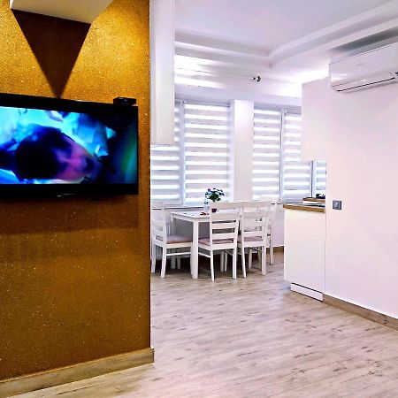 Sun Apartment Center City Kischinau Exterior foto