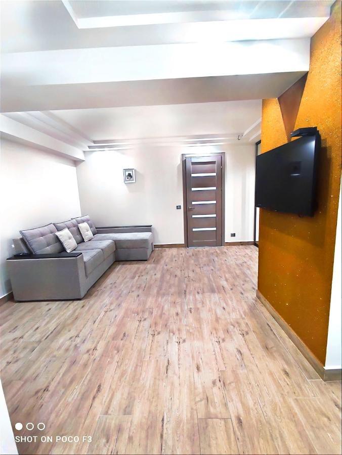Sun Apartment Center City Kischinau Exterior foto